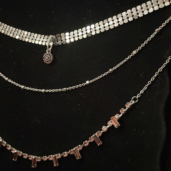 Free People 3-strand pink crystal, flower, mesh charm necklace! NWT. - Picture 2 of 8